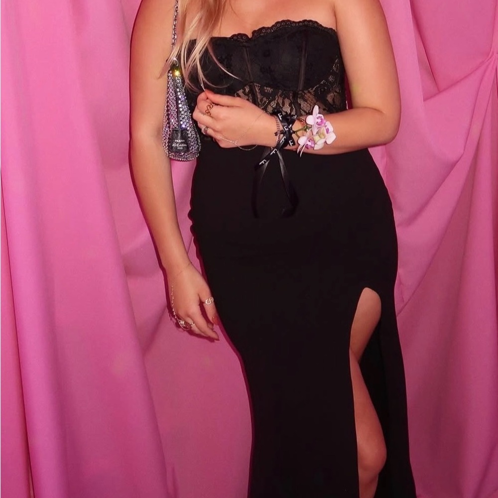 Lulu's Black Lace Bustier Maxi Dress with Side Slit